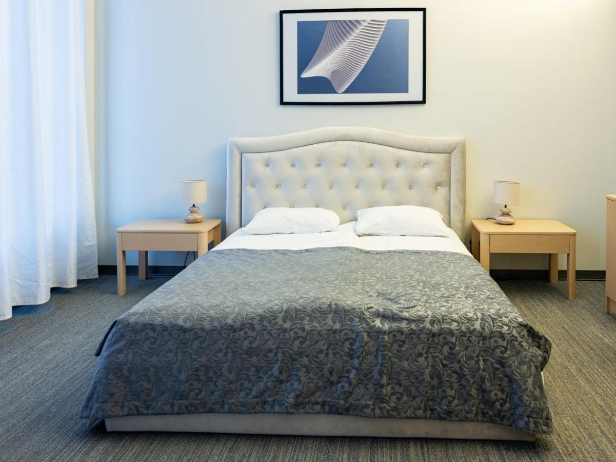 Zaliasis Slenis - Self Check-In Hotel - Free Parking Aukstkiemiai Ngoại thất bức ảnh